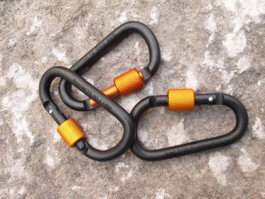 Carabiner (https: //cdn.shopify.com/s/files/1/0612/6927/8851/files/1848298192080.jpg?v=1727364473)